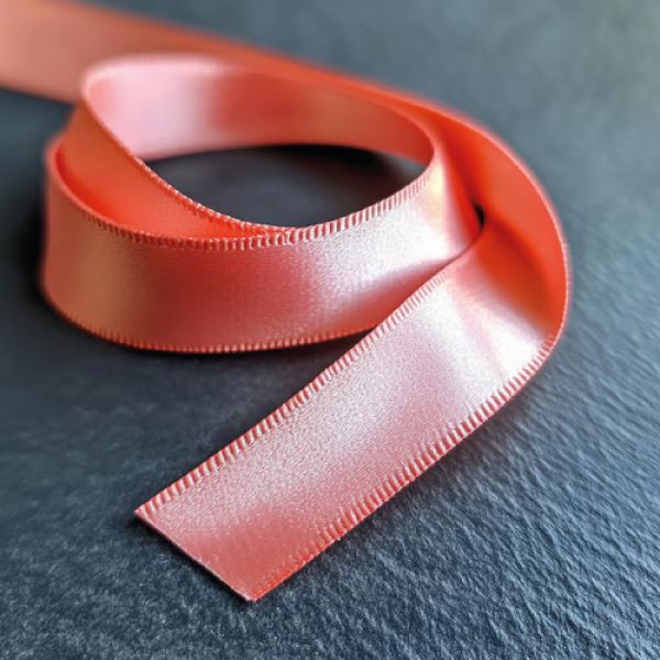 MATIÈRES & FINITIONS